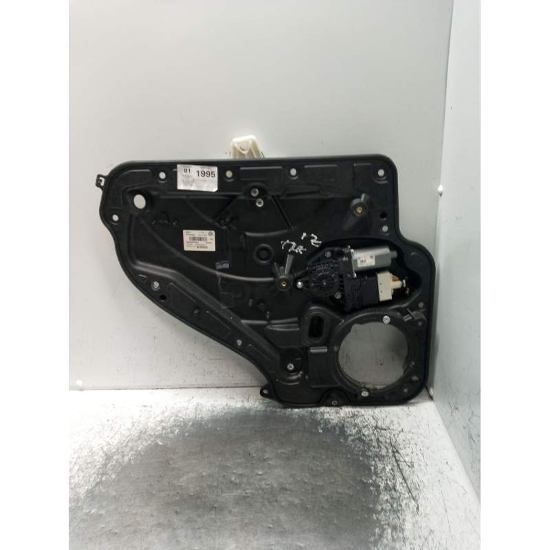 Recambio de elevalunas delantero izquierdo para volkswagen golf vi (5k1) advance referencia OEM IAM 5K4839729J 5P 2009