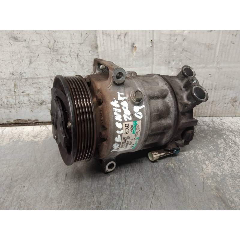 Recambio de compresor aire acondicionado para opel insignia berlina cosmo referencia OEM IAM PXE161605F 13232307 2008