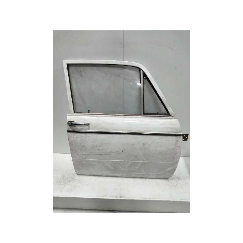 Recambio de puerta delantera derecha para seat 850 0.8 referencia OEM IAM   