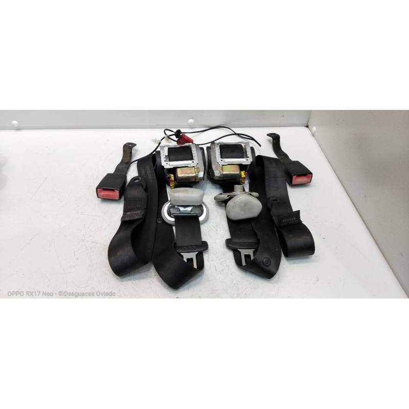 Recambio de juego cinturones delantero para volkswagen fox (5z1) básico referencia OEM IAM   3P