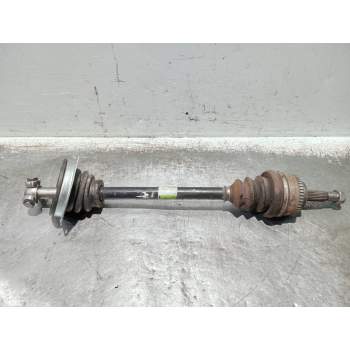 TRANSMISION DELANTERA IZQUIERDA 16G 1999