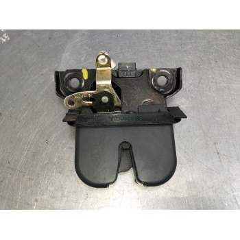 MOTOR CIERRE CENTRALIZADO PORTON 8L0827520C 3P