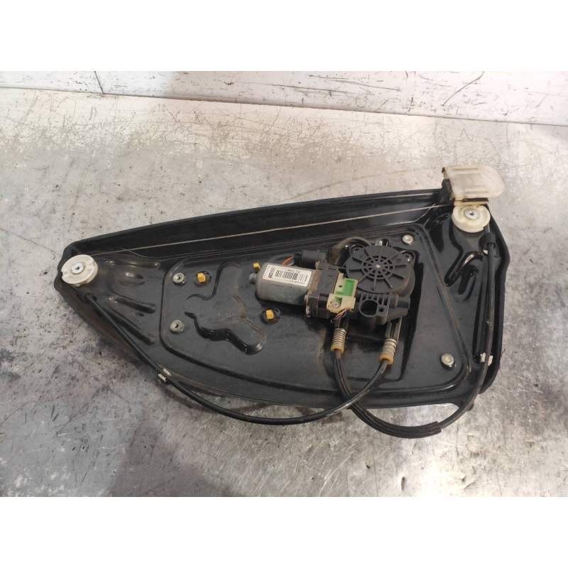 Recambio de elevalunas trasero izquierdo para land rover freelander (lr2) 2.2 td4 referencia OEM IAM 6H5227001AE 3607M C7Y2A