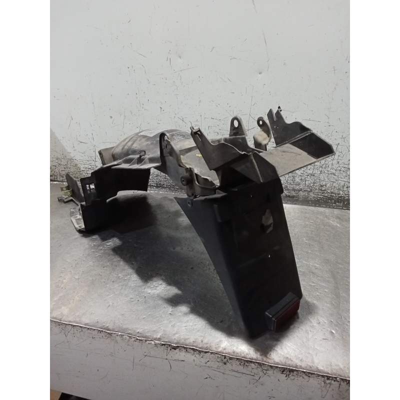 Recambio de guardabarros trasero para honda st st 1100 pan european (sc26) referencia OEM IAM 80106MT30100  