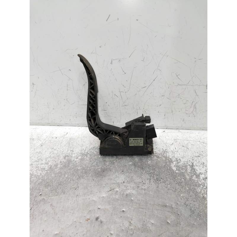 Recambio de potenciometro pedal para mercedes-benz vito (w638) combi referencia OEM IAM 0281002335 A9013000404 