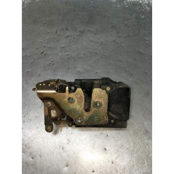 MOTOR CIERRE CENTRALIZADO DELANTERO DERECHO 4P 2003