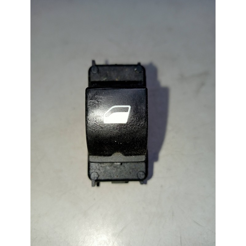 Recambio de mando elevalunas delantero derecho para peugeot 5008 active referencia OEM IAM 96662297ZD04 2903 5P