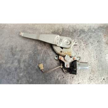 ELEVALUNAS TRASERO DERECHO UR657258X AE2621004260 