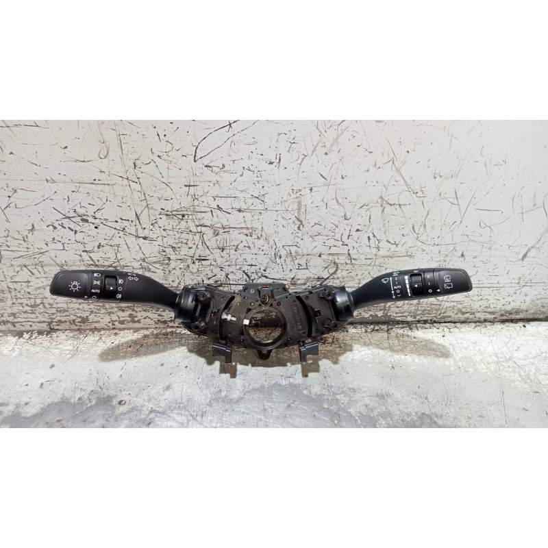 Recambio de mando luces para kia rio (yb) drive referencia OEM IAM 93403H8960  