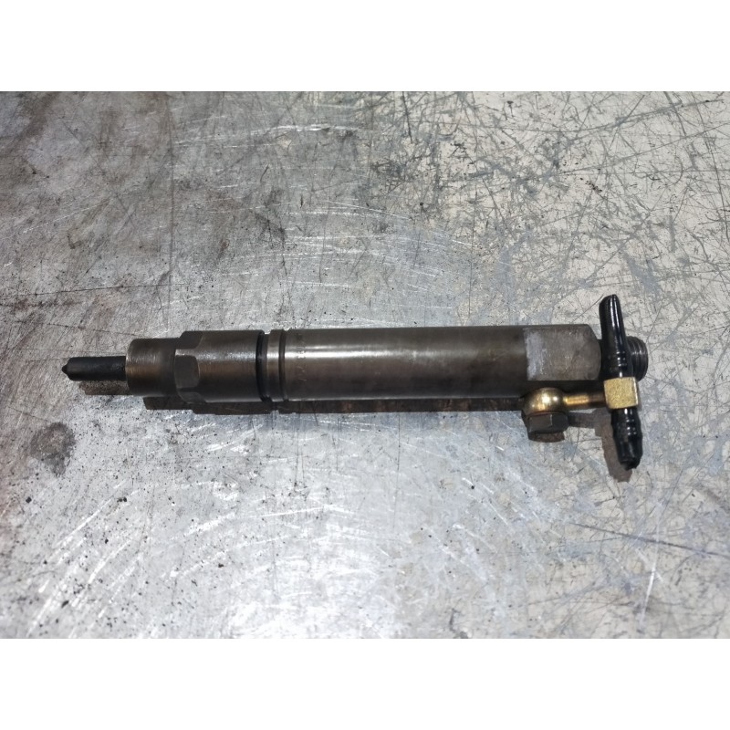 Recambio de inyector para opel movano furgón corto 2.8t referencia OEM IAM 0432193757  BOSCH