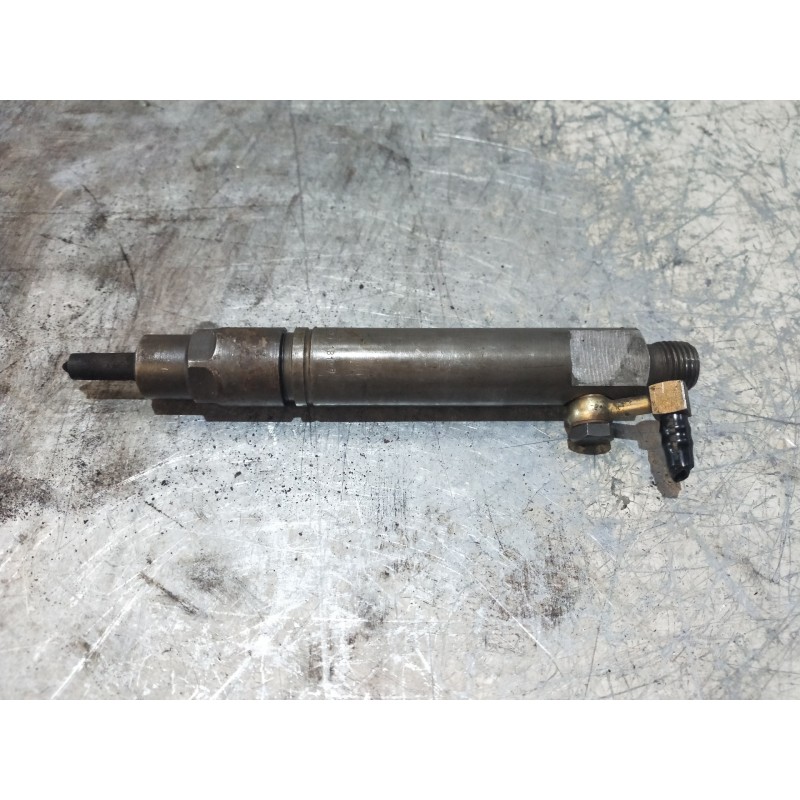 Recambio de inyector para opel movano furgón corto 2.8t referencia OEM IAM 0432193757  BOSCH