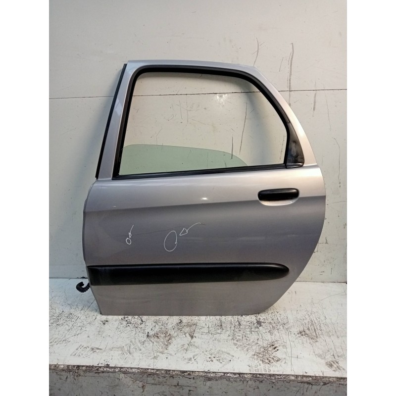 Recambio de puerta trasera izquierda para citroen xsara picasso 2.0 hdi referencia OEM IAM   5P