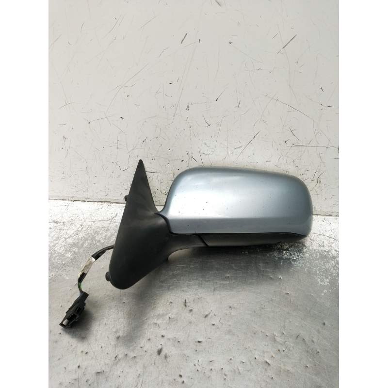 Recambio de retrovisor izquierdo para skoda octavia i (1u2) 1.6 referencia OEM IAM  ELÉCTRICO 2000