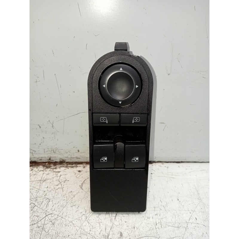 Recambio de mando elevalunas delantero izquierdo para opel astra h berlina cosmo referencia OEM IAM 13183679 0320 03459215