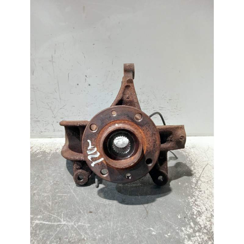 Recambio de mangueta delantera izquierda para renault megane ii berlina 5p referencia OEM IAM  19DCI 2003