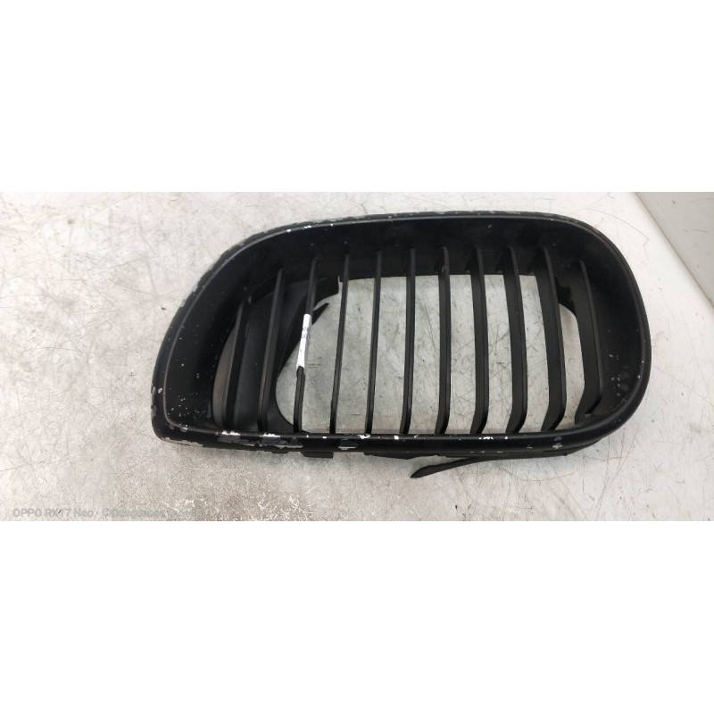 Recambio de rejilla delantera para bmw serie 3 berlina (e46) 320d referencia OEM IAM 511370305480  