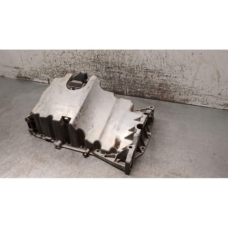 Recambio de carter para audi a4 b6 (8e2) 2.0 referencia OEM IAM 06B103603 20G 2001