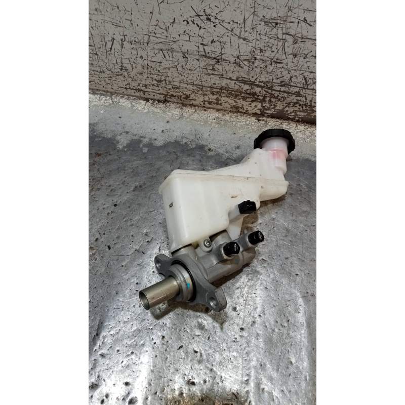 Recambio de bomba freno para kia rio (yb) drive referencia OEM IAM   