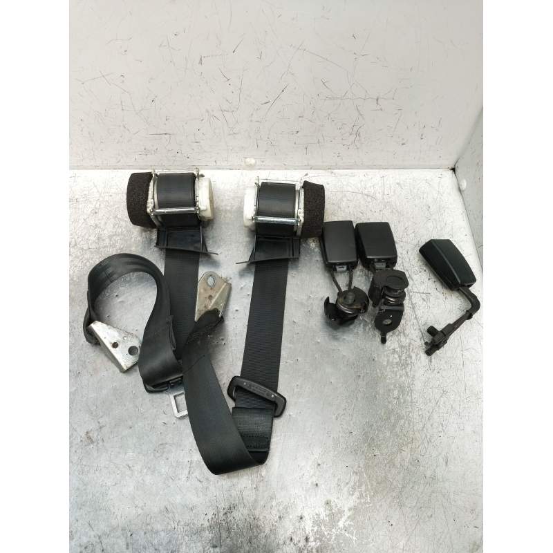 Recambio de juego cinturones trasero para volkswagen tiguan (5n1) advance referencia OEM IAM  5P 2008