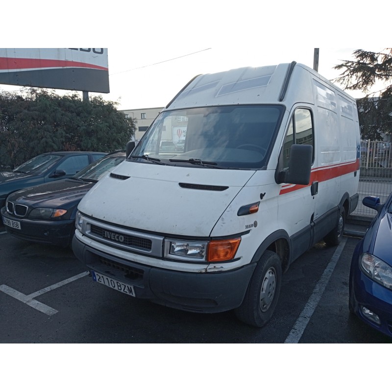 iveco daily caja cerrada (1999 =>) del año 2000