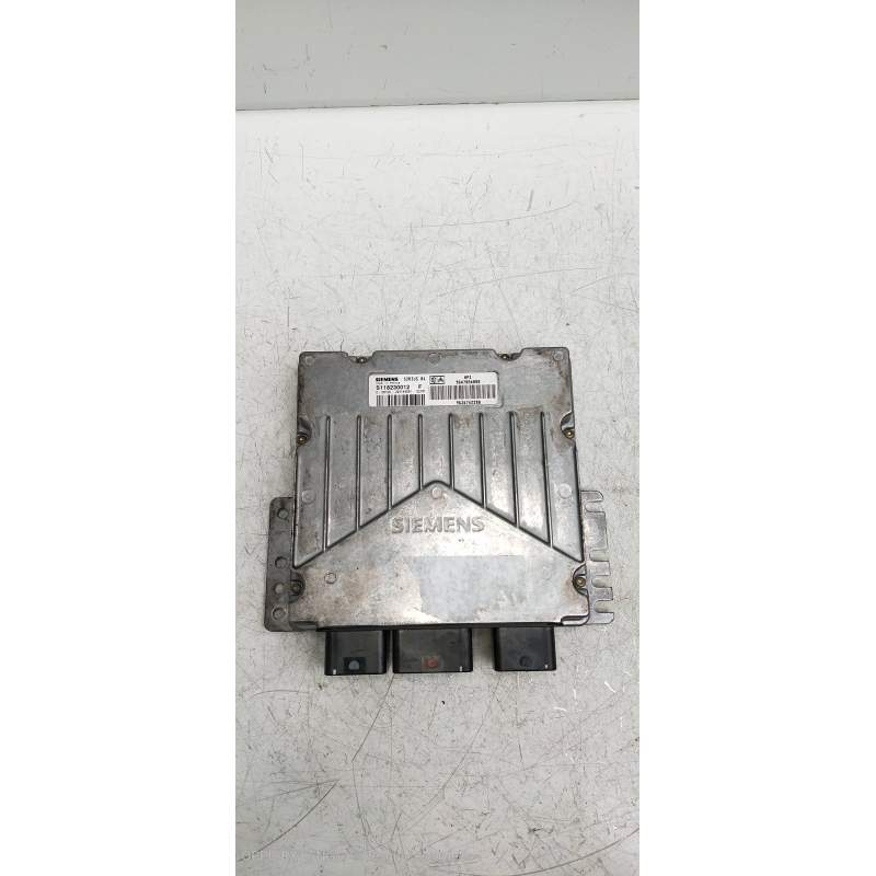 Recambio de centralita motor uce para citroën c5 berlina 2.0 hpi exclusive referencia OEM IAM S118230012F 9647054880 9636742280