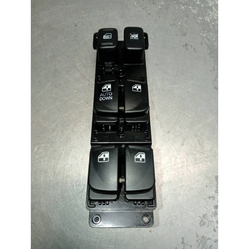 Recambio de mando elevalunas delantero izquierdo para hyundai accent (mc) gl crdi referencia OEM IAM 202004436  4P