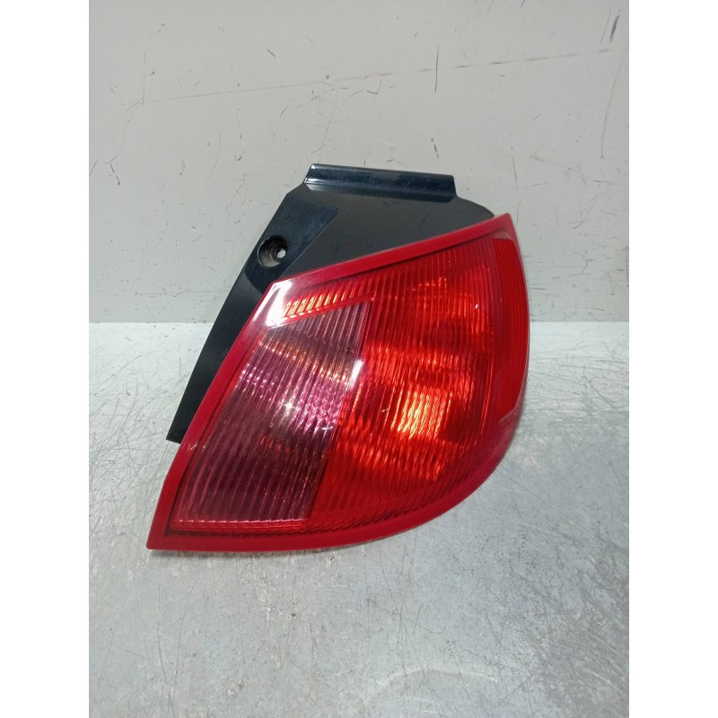 Recambio de piloto trasero derecho para mitsubishi colt berlina 3 (cz) 1.3 atlantis referencia OEM IAM MR957366  