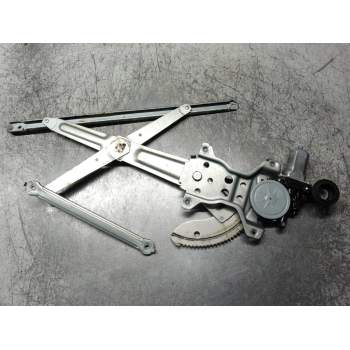 ELEVALUNAS DELANTERO IZQUIERDO 8346063J00 3P 2005