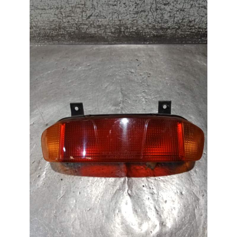 Recambio de piloto trasero central para honda st st 1100 pan european (sc26) referencia OEM IAM 0400247  