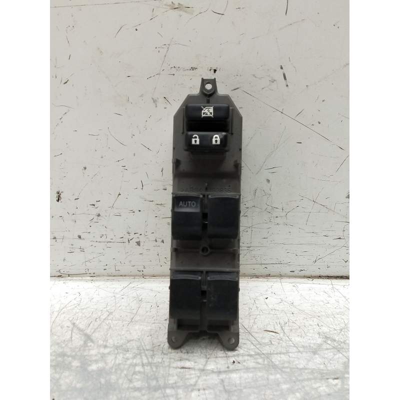 Recambio de mando elevalunas delantero izquierdo para toyota yaris live referencia OEM IAM 192835  2013