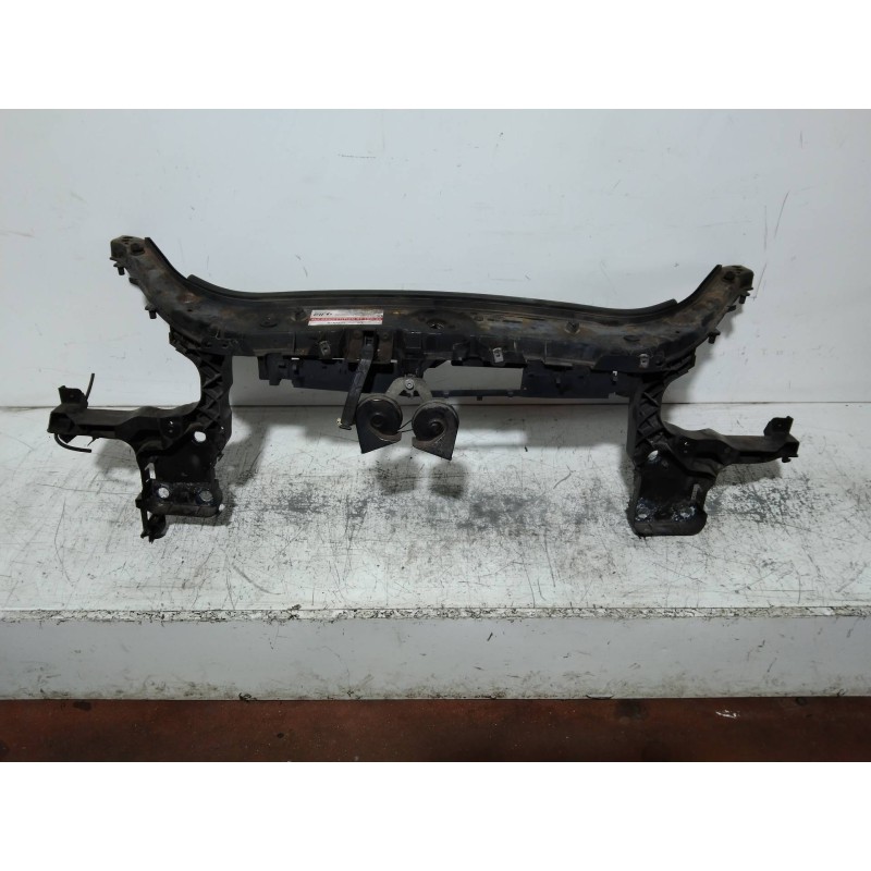 Recambio de panel frontal para renault scenic ii authentique referencia OEM IAM G8200137495  