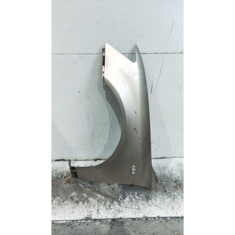 Recambio de aleta delantera izquierda para hyundai sonata v (nf) 2.0 crdi referencia OEM IAM   