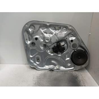 ELEVALUNAS DELANTERO IZQUIERDO 824711K000 5602868. 0130822550 5P