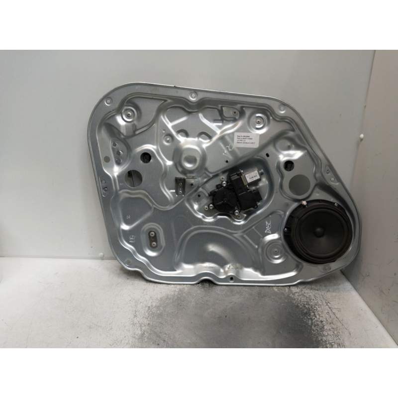 Recambio de elevalunas delantero izquierdo para hyundai ix20 referencia OEM IAM 824711K000 5602868. 0130822550 5P