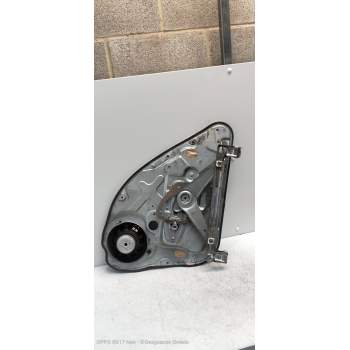 ELEVALUNAS TRASERO DERECHO 3M51R045H22A 5P 2003