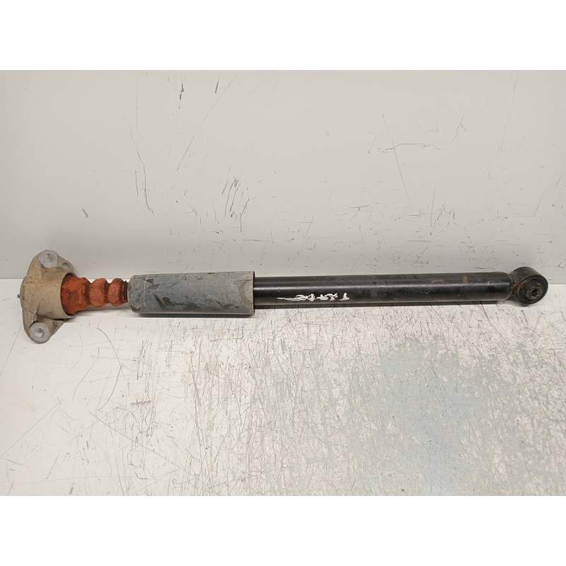 Recambio de amortiguador trasero derecho para volkswagen fox (5z1) básico referencia OEM IAM   