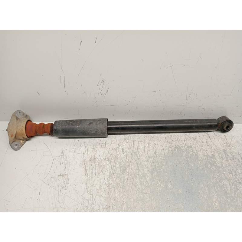 Recambio de amortiguador trasero izquierdo para volkswagen fox (5z1) básico referencia OEM IAM   