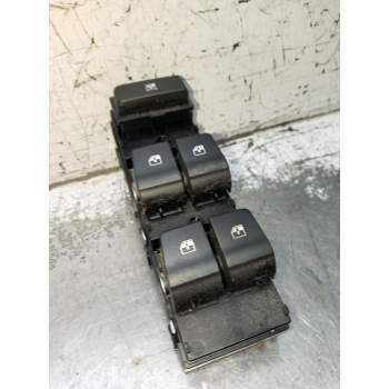 MANDO ELEVALUNAS DELANTERO IZQUIERDO 93571G3030 5P 2016