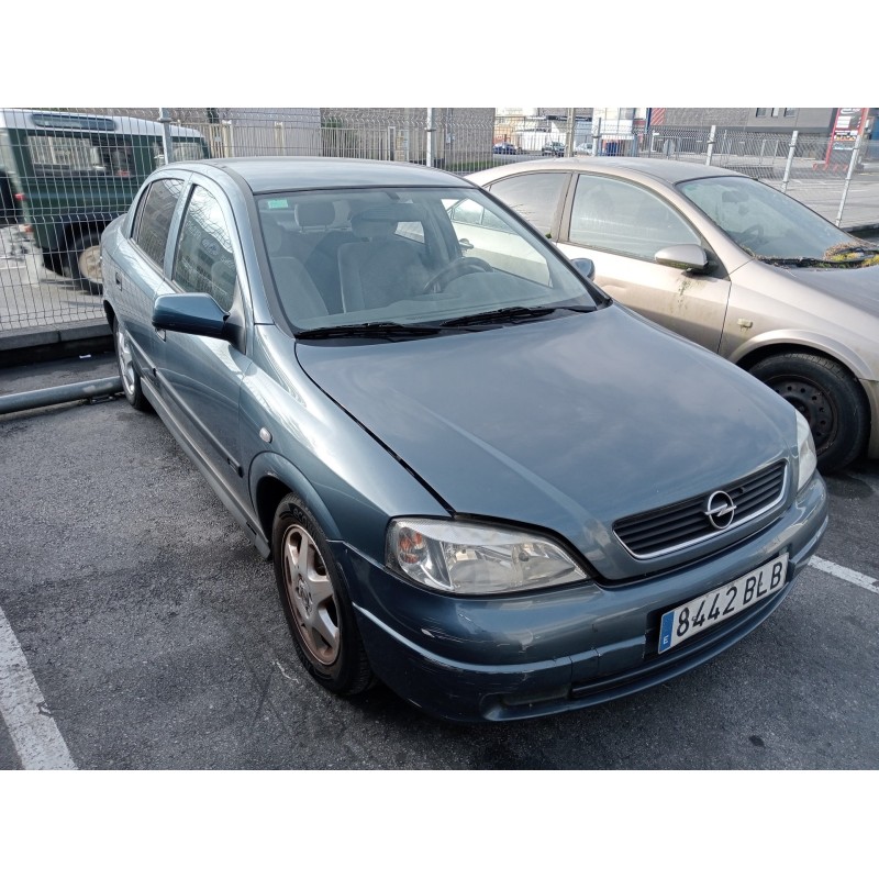 opel astra g berlina del año 2001