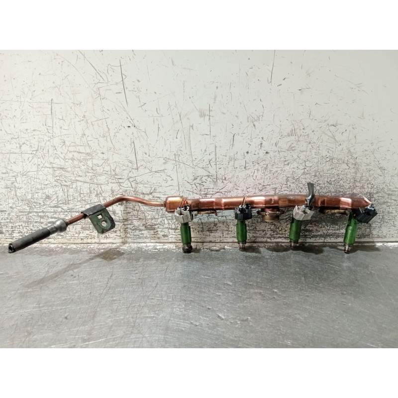Recambio de rampa inyectora para toyota rav 4 ii (_a2_) 1.8 (zca25_, zca26_) referencia OEM IAM   
