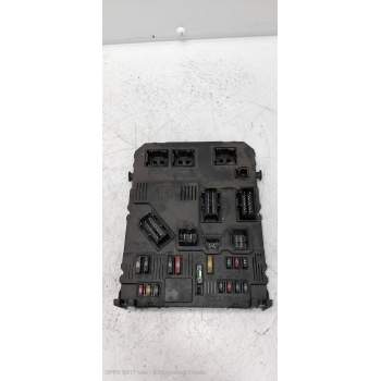 CAJA RELES / FUSIBLES 9649811380 S118085300 BSIF0100 2003