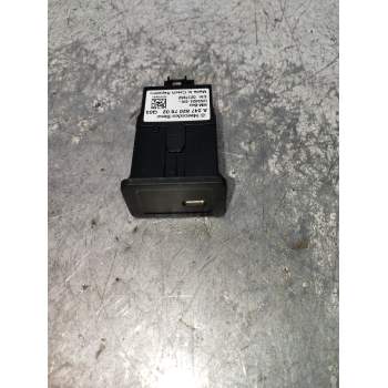 MODULO ELECTRONICO A2478207802 ENCHUFE USB