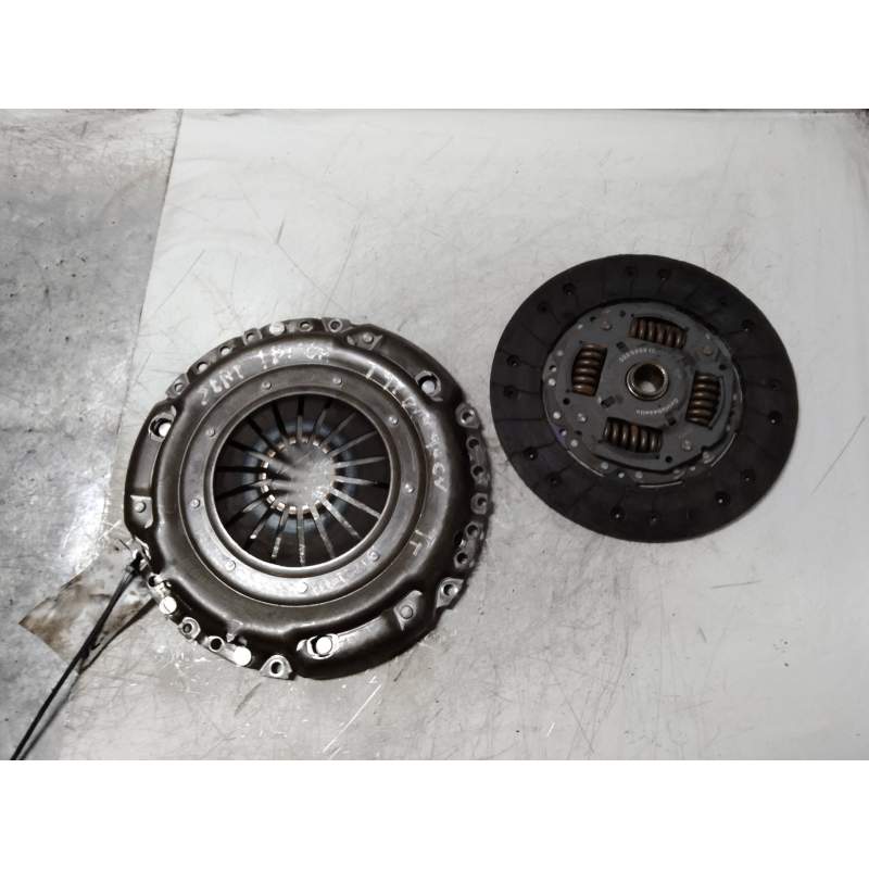 Recambio de kit embrague para seat ibiza (6k) hit referencia OEM IAM 323033910  
