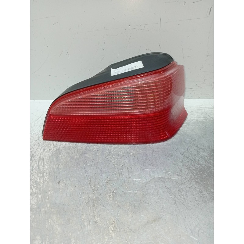 Recambio de piloto trasero derecho para peugeot 106 (s2) max d referencia OEM IAM 6351G6  