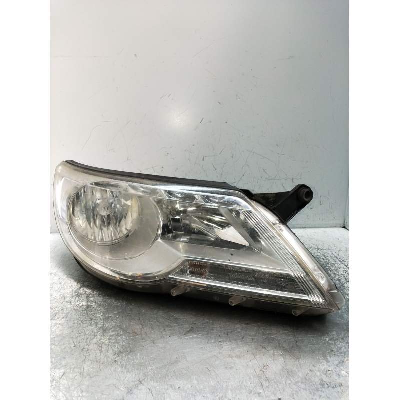 Recambio de faro derecho para volkswagen tiguan (5n1) advance referencia OEM IAM 5N1941032P 1ED24703802  2008