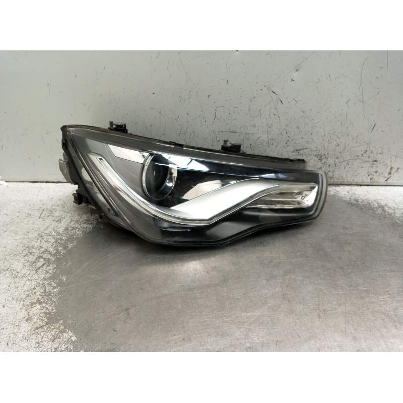 Recambio de faro derecho para audi a1 (8x) ambition referencia OEM IAM 8x0941004m 8k0941597c xenon