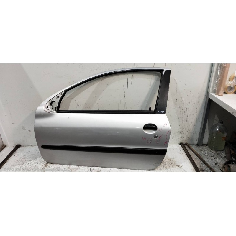 Recambio de puerta delantera izquierda para peugeot 206 berlina 2.0 hdi cat referencia OEM IAM   3P