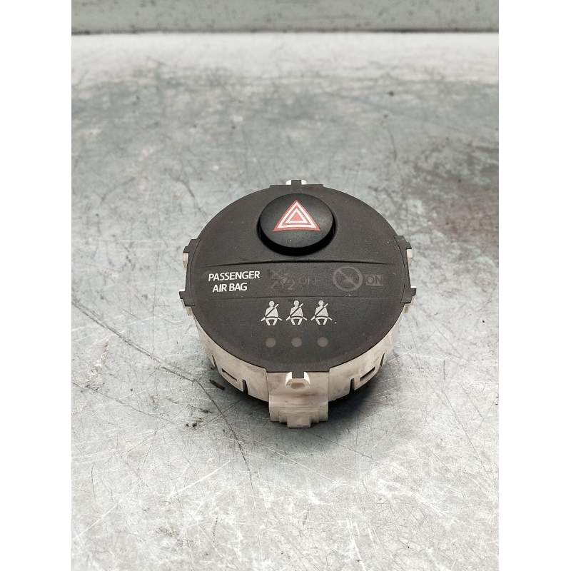 Recambio de mando multifuncion para toyota yaris live referencia OEM IAM 839500d050  2013