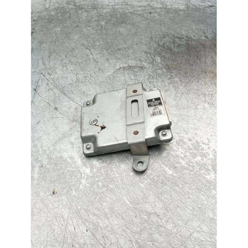 Recambio de modulo electronico para toyota yaris live referencia OEM IAM 8815052010 0368001110  2013