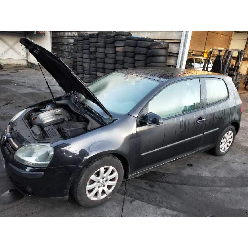 VOLKSWAGEN GOLF V BERLINA (1K1)